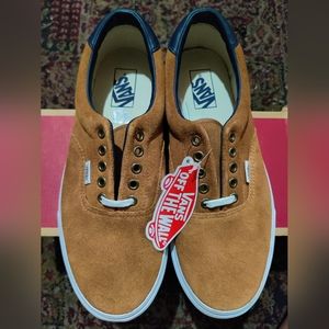 New, Vans brown suede/leather sneaker